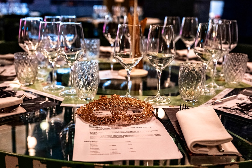 Featured image for “Vini in Maschera: 130 giovani a San Benedetto per degustare il territorio in modo insolito”