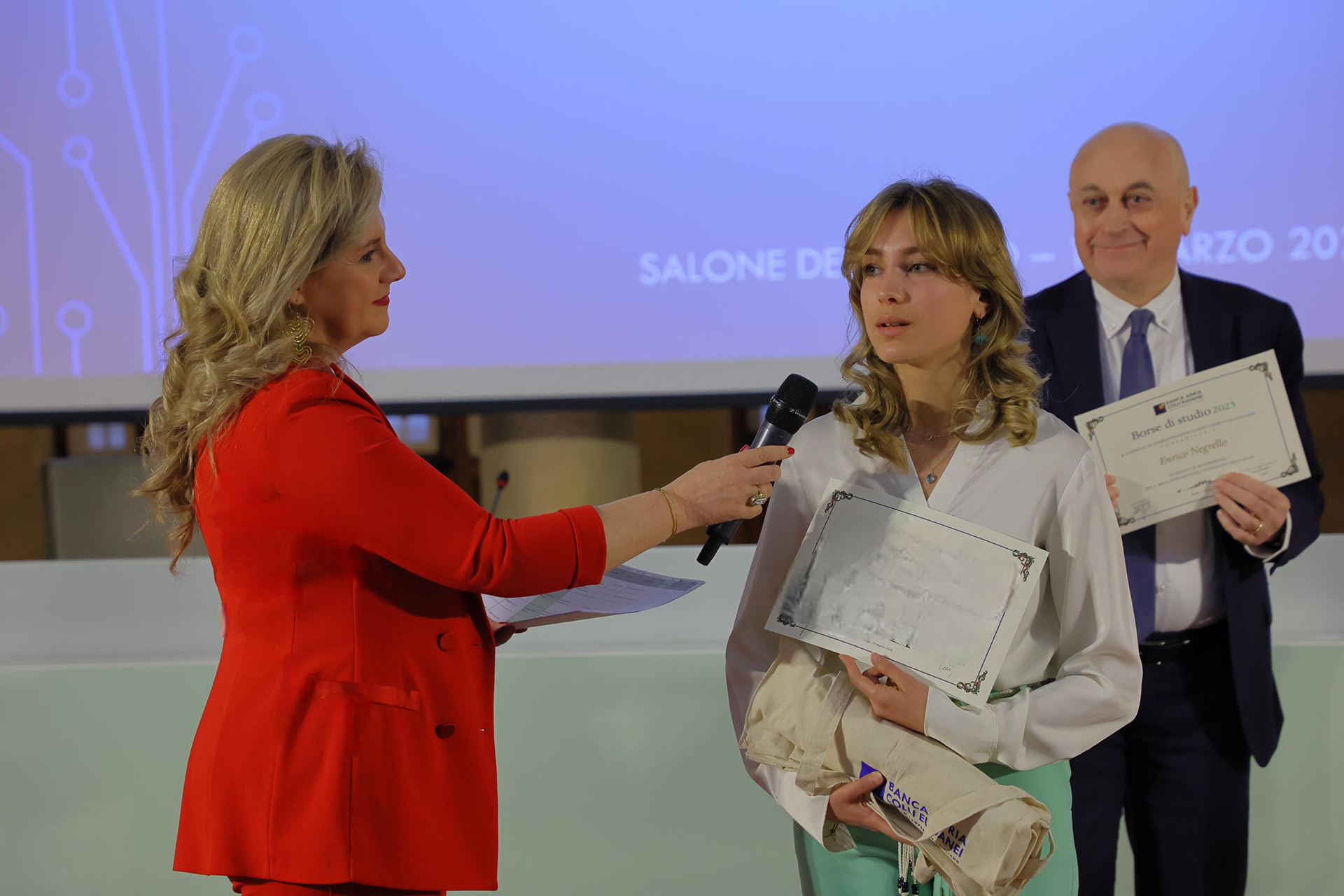 Featured image for “Borse di studio e nuovi soci: Banca Adria Colli Euganei investe sulle giovani eccellenze del territorio”