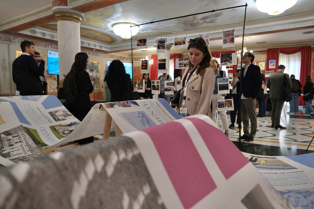 Giovani Soci visitano la Mappa dell'incanto, la mostra del Forum giovani soci BCC a L'Aquila
